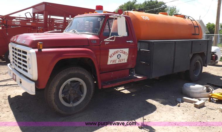 1974 Ford F750 brush fire truck - H1869
