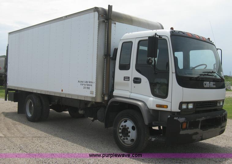 1999 GMC T6500 box truck - H5382