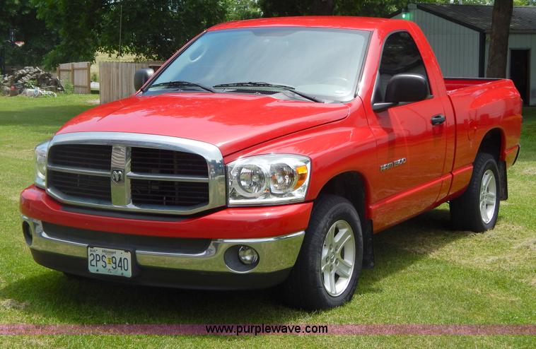 2007 Dodge Ram 1500 pickup truck - I4676