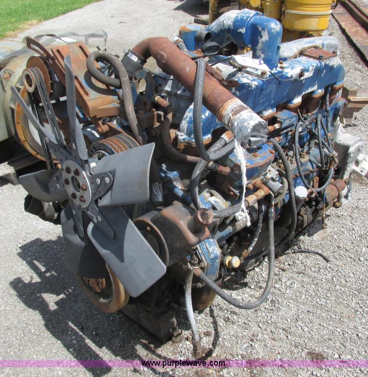 Caterpillar 3406 six cylinder diesel engine - I3903