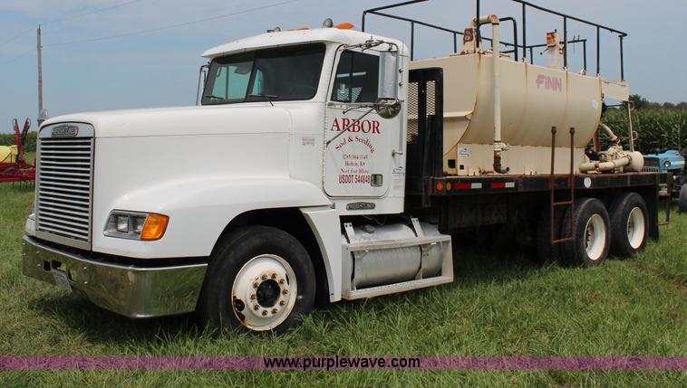 1995 Freightliner FLD flatbed truck - J1181