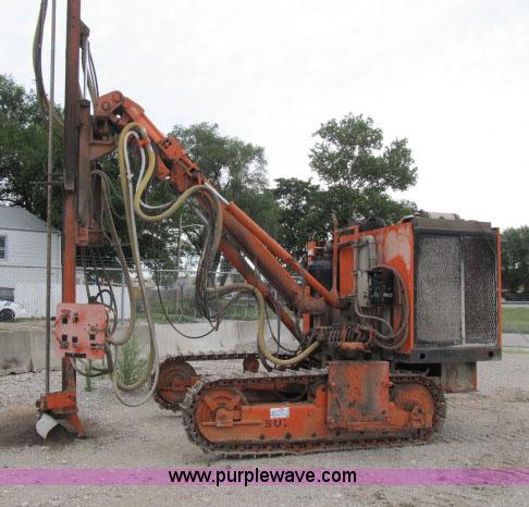 Sullivan D900Q7SCE self-contained air track drill - F4933