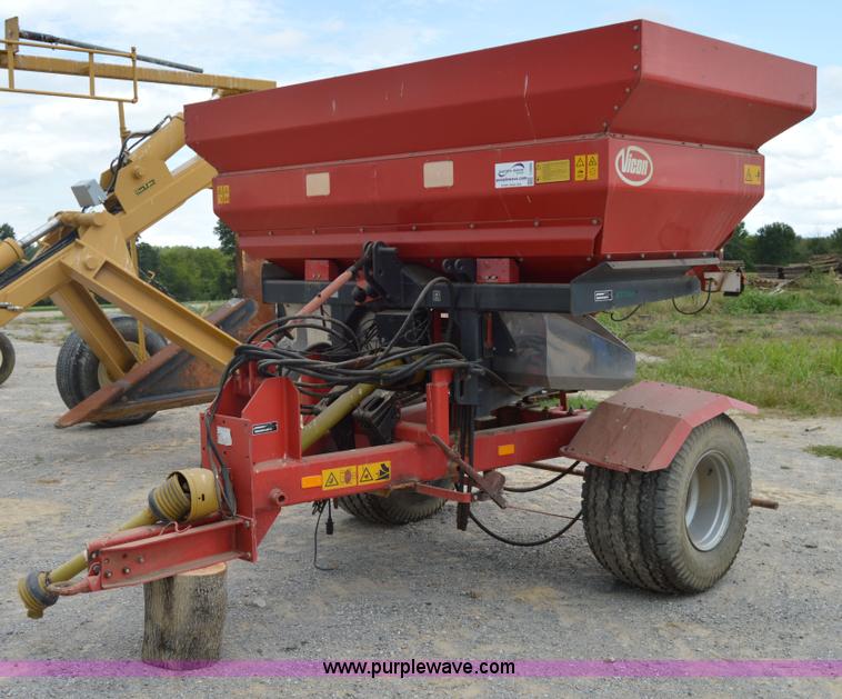 Vicon Rotaflow RS-EDW broadcast seeder - I2996