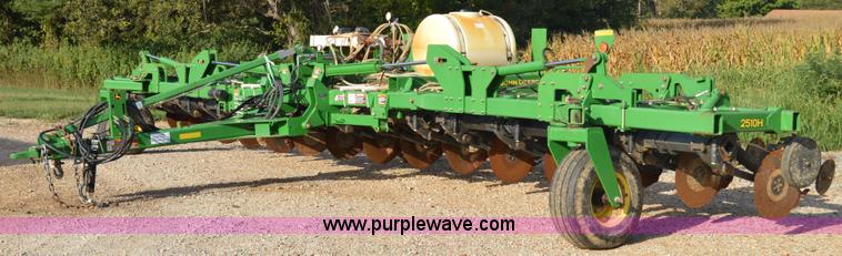 2009 John Deere 2510H nutrient applicator - H2756