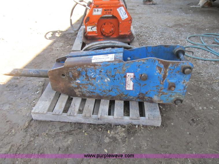Okada Top 60 hydraulic breaker - G6514