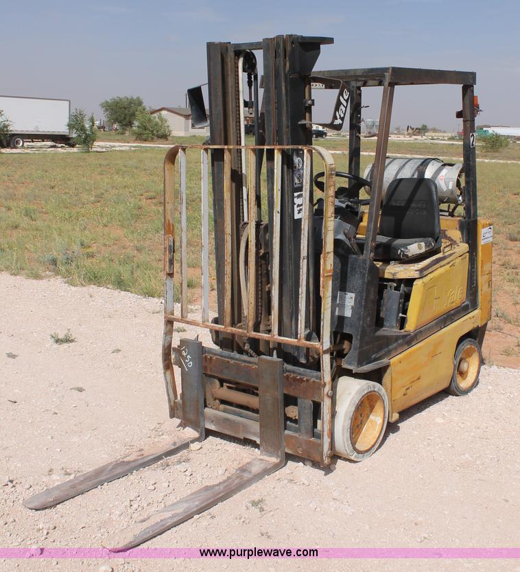 Yale GLC040AENUAE083 fork lift - H1724