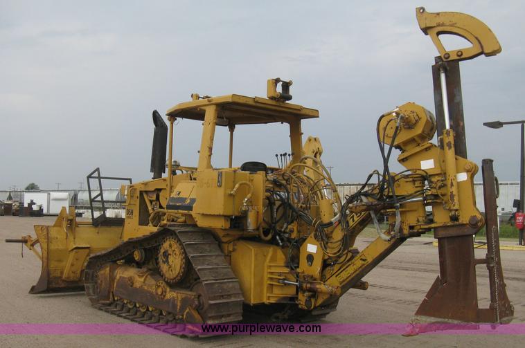 1991 Caterpillar D5H Series II dozer with vibratory cable plow - H5255