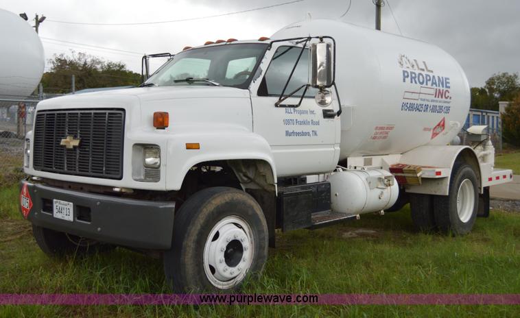 1993 Chevrolet Kodiak propane truck - AY9478