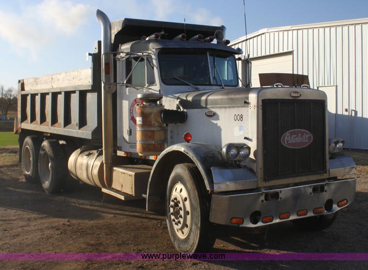 1983 Peterbilt 359 dump truck - H2016