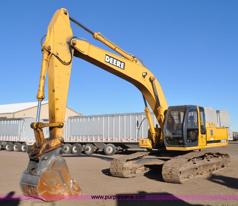 1998 John Deere 230LC excavator - F2172