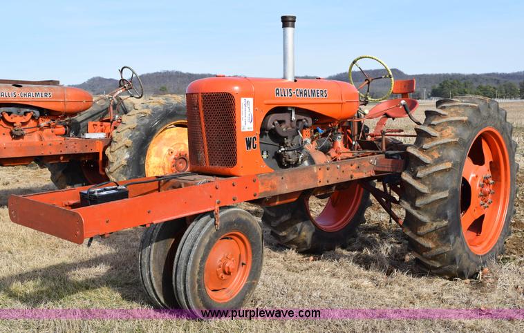 Allis Chalmers WC antique pull tractor - I8513