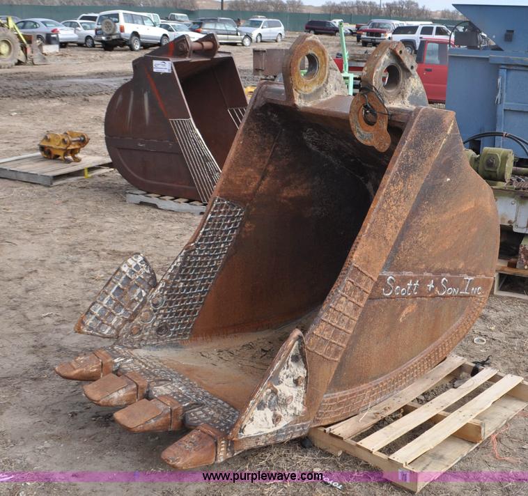 Excavator bucket - F2195