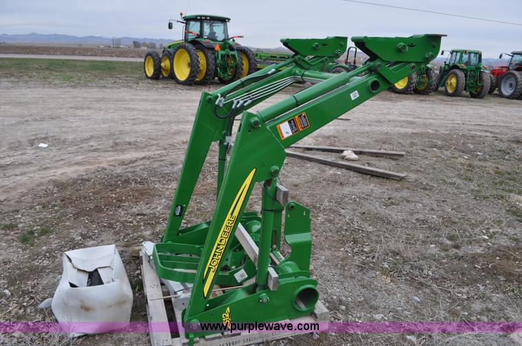 John Deere 512 tractor loader - F2282
