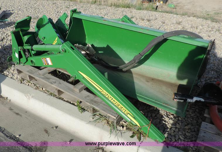 2011 John Deere 512 tractor loader - F2339