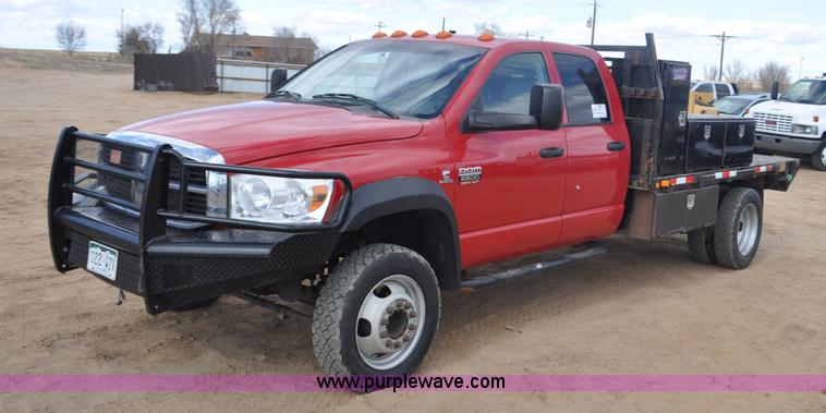 2008 Dodge Ram 5500 HD Quad Cab flatbed truck - F2365