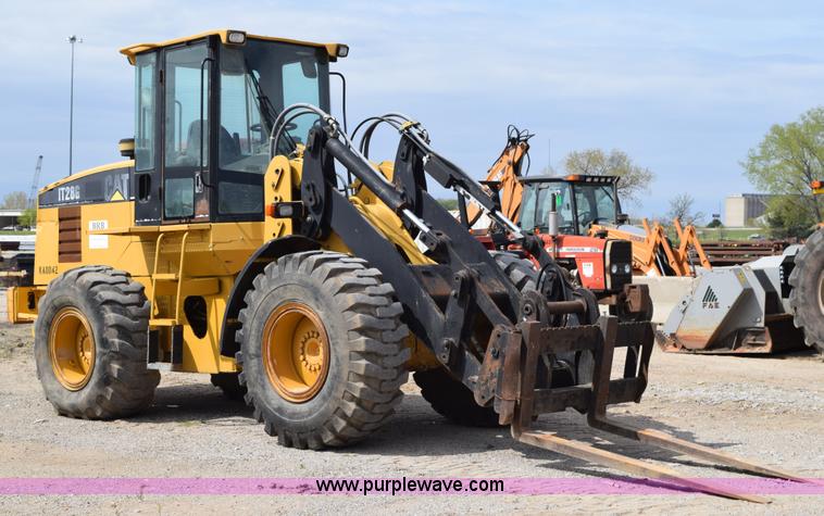 1997 Caterpillar IT28G wheel loader - H5141