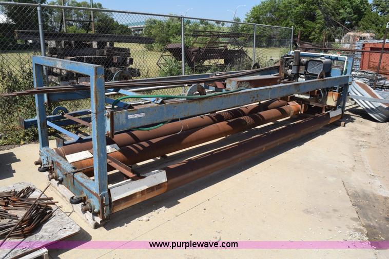 Compton triple roller concrete screed - BG9791