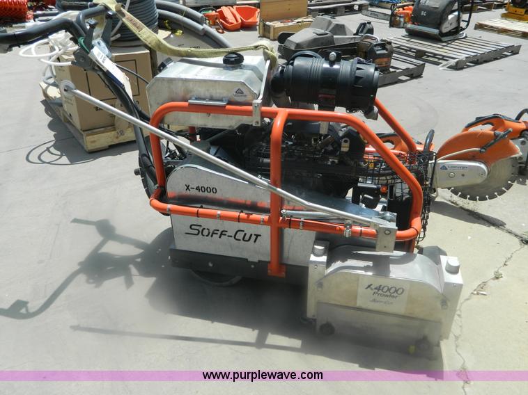 Soff-Cut Prowler X4000 concrete saw - BH9548
