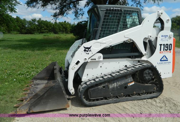 2009 Bobcat T190 skid steer - K8099