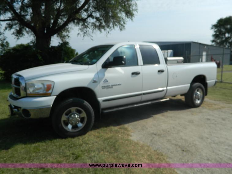 2006 Dodge Ram 3500 Quad Cab pickup truck - K8108