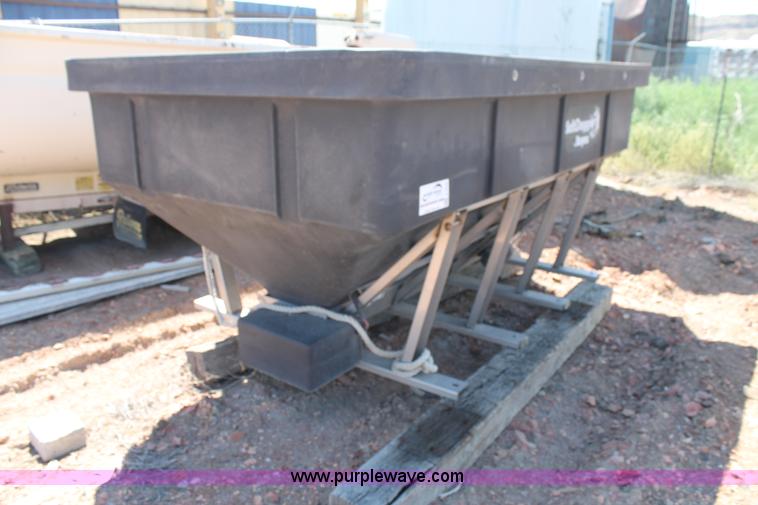 Salt Dogg spreader - J1479