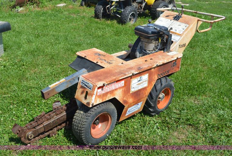 Bobcat T208 trencher - I2765