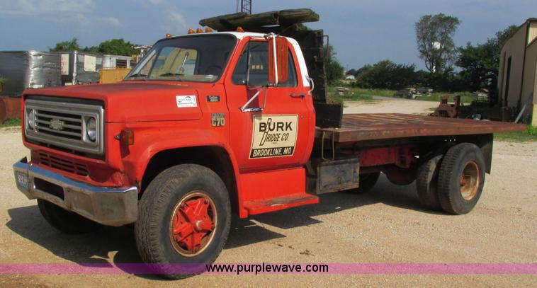 1979 Chevrolet C70 flatbed truck - J8568