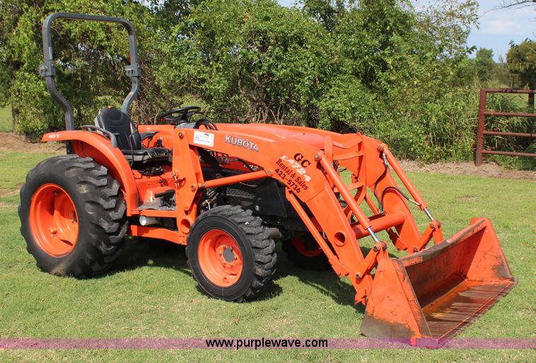 2007 Kubota L3240 tractor - J4404