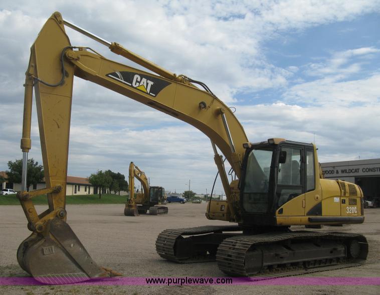 2001 Caterpillar 320C L excavator - L6366