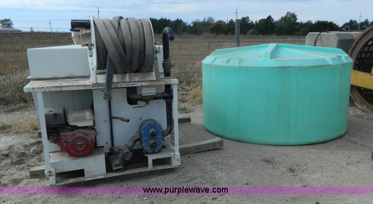 Turf Maker hydro seeder - BT9897