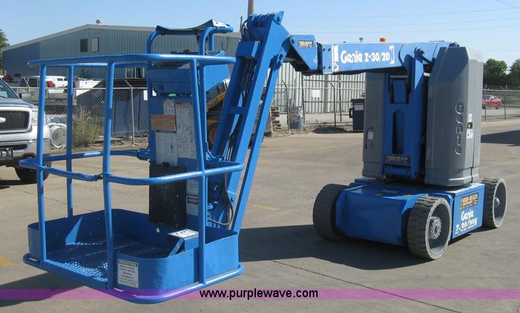 1998 Genie Z-30/20N boom lift - L6422