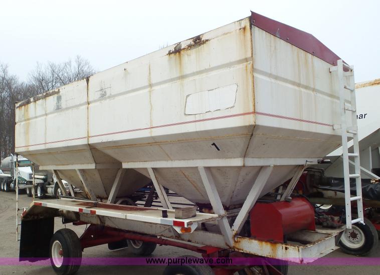 Chandler tender bed - J8440