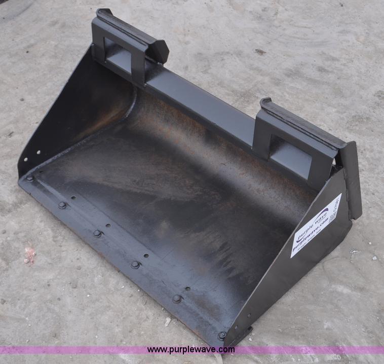 Bobcat Mini C compact excavator bucket - G7081