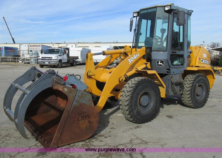 2004 John Deere 304H wheel loader - K5211