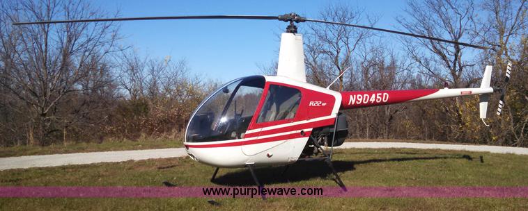 1981 Robinson R22HP helicopter - K5250