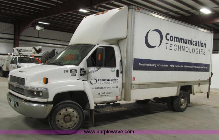 2004 Chevrolet C5500 box truck - L1974
