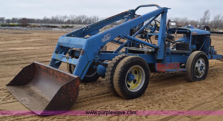 Ford material handler - L1109