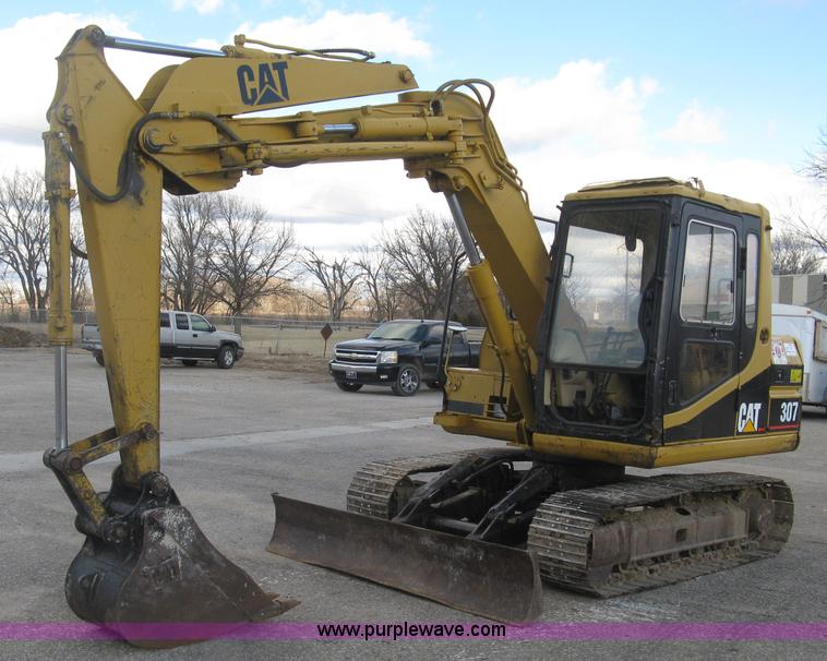 1998 Caterpillar 307 mini excavator - J2973