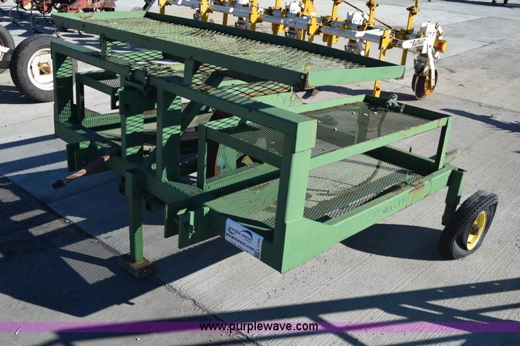 Kenco water wheel transplanter - L1156
