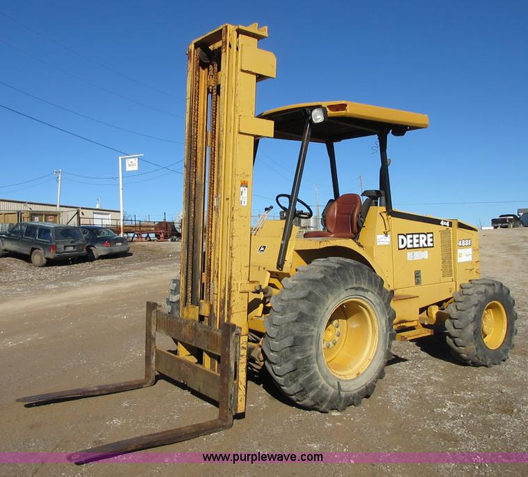 2001 John Deere 488E rough terrain forklift - I1755