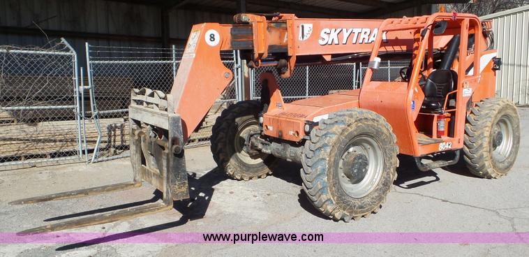 2006 SkyTrak 8042 telehandler - J8379