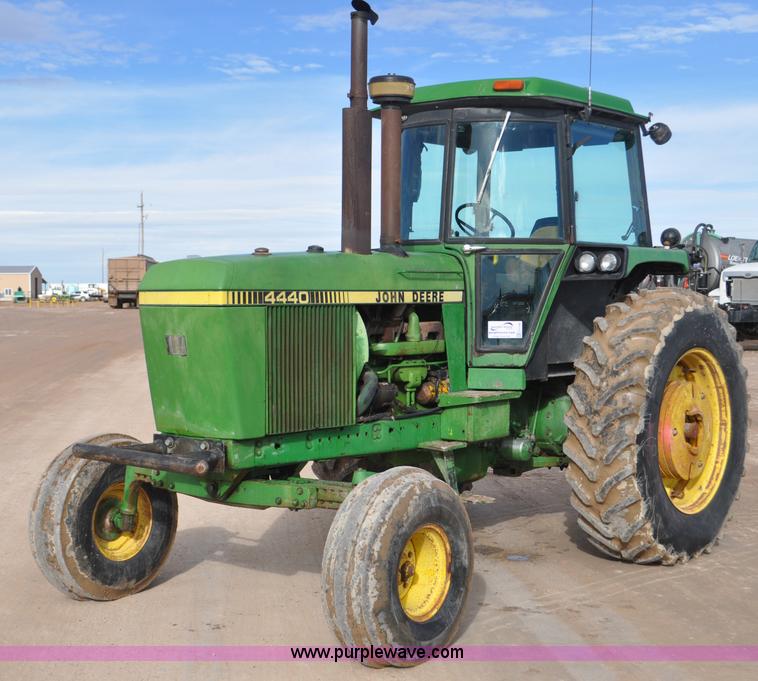 1981 John Deere 4440 tractor - G7146