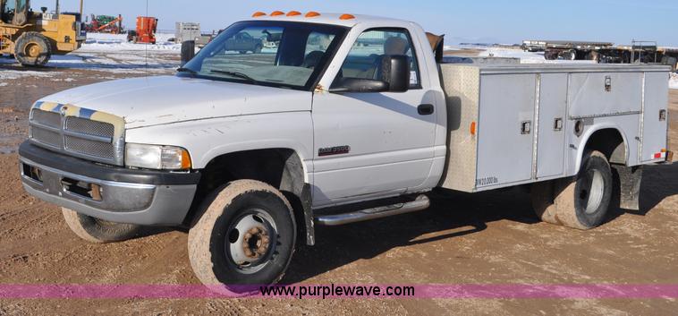 2001 Dodge Ram 3500 utility truck - G7195
