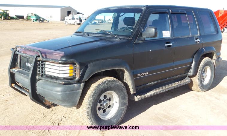 1994 Isuzu Trooper SUV - J8323