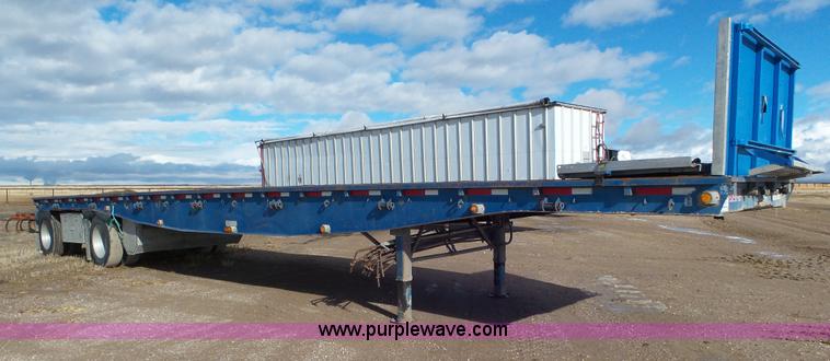 1988 Western Trailers flatbed trailer - J8366