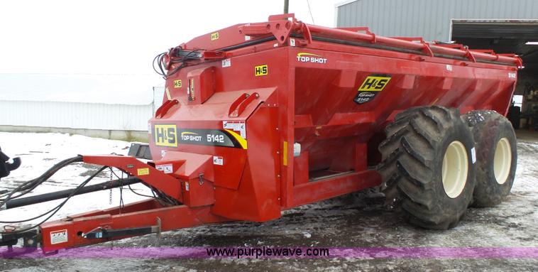 2012 H&S Top Shot 5142 manure spreader - J7441
