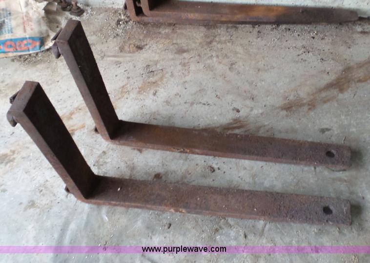 37"L pallet forks - AO9881