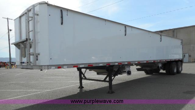 2012 Aulick 4266GT2 double hopper grain trailer - G7344