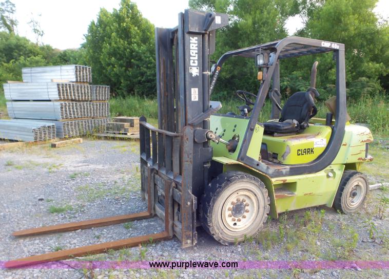 Clark CMP400 forklift - L6750