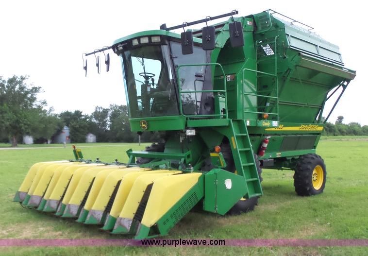 2004 John Deere 7460 RWA cotton stripper - K3162